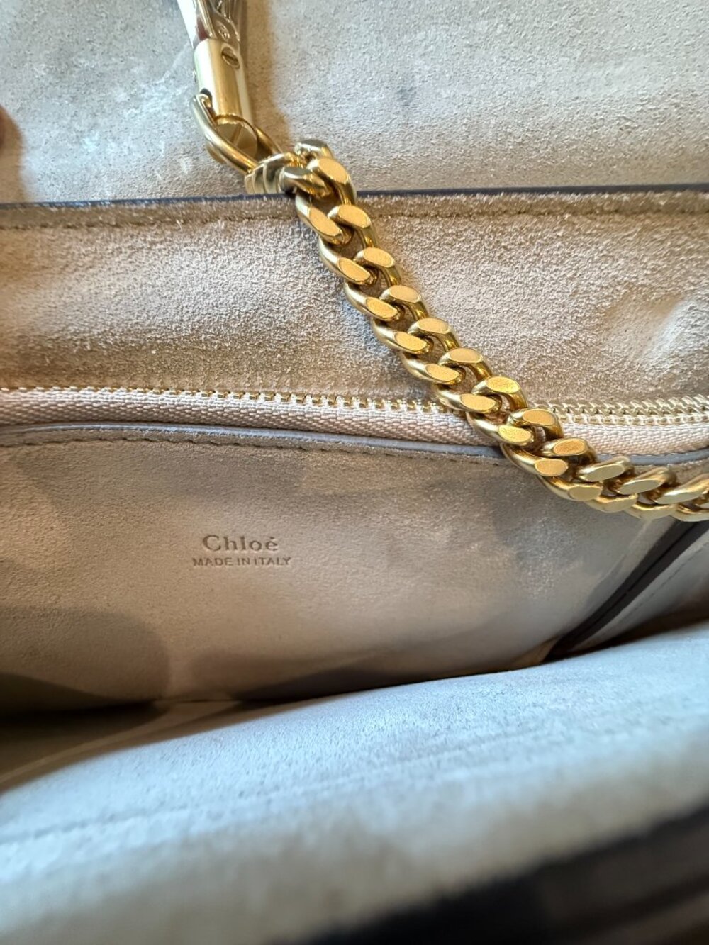 Chloe Faye Black Leather crossbody bag (removable strap) - Picture 2 of 3